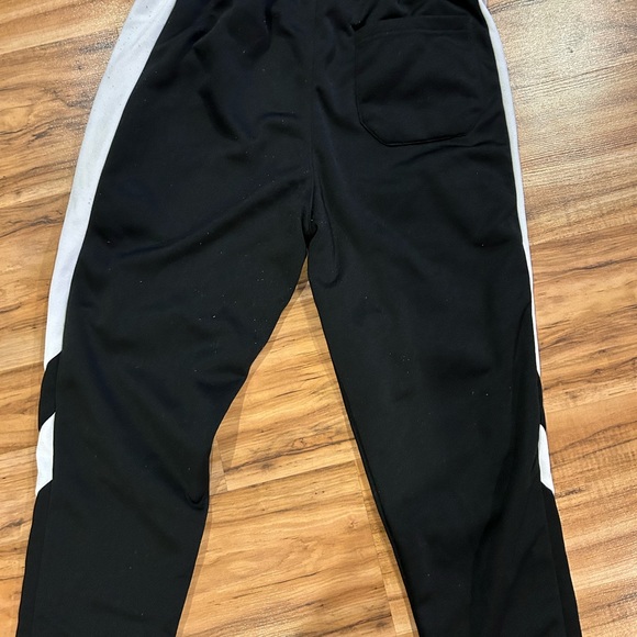 NBA practice pants - Picture 2 of 3